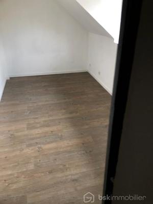 Maison - 255 m² - 3 pièces