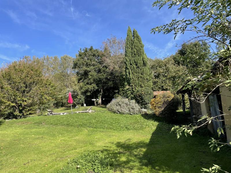 Maison - 205 m² - 5 pièces