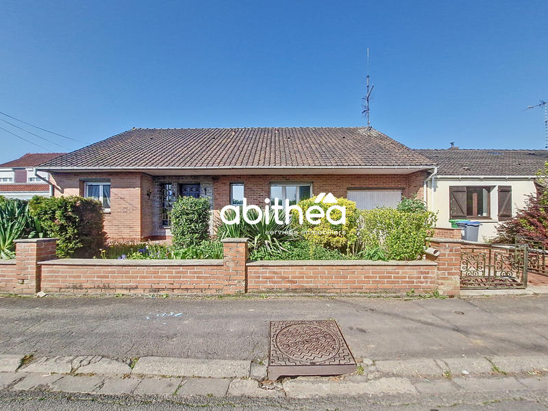 Maison - 100 m² - 4 pièces