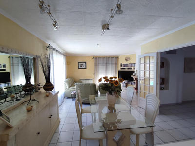 Maison - 130 m² - 5 pièces