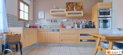 Maison - 269 m² - 8 pièces