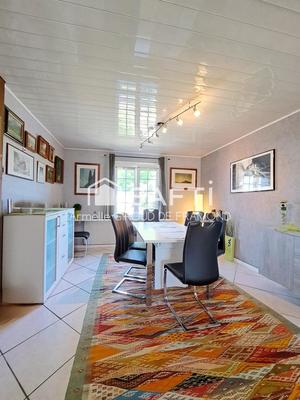 Maison - 147 m² - 6 pièces