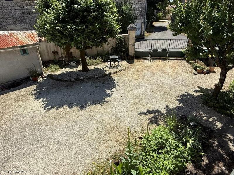 Maison - 168 m² - 6 pièces