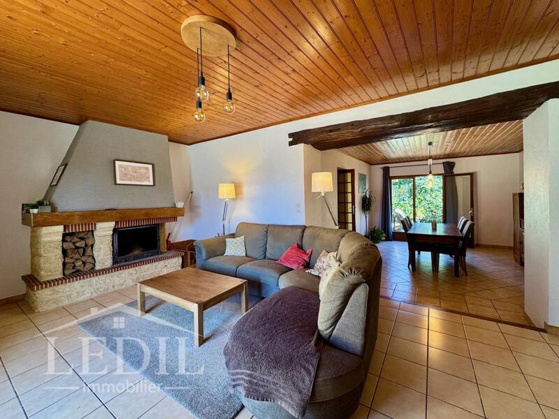 Maison en pierre - 177 m² - 7 pièces