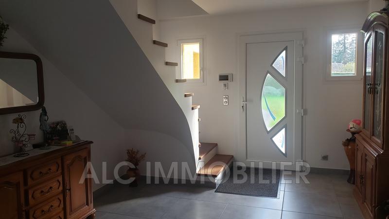 Maison - 219 m² - 7 pièces