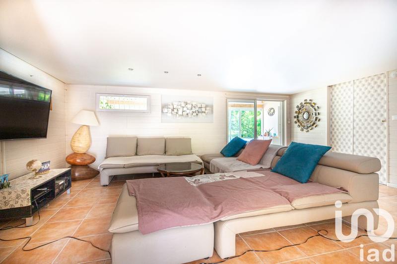 Maison - 220 m² - 6 pièces