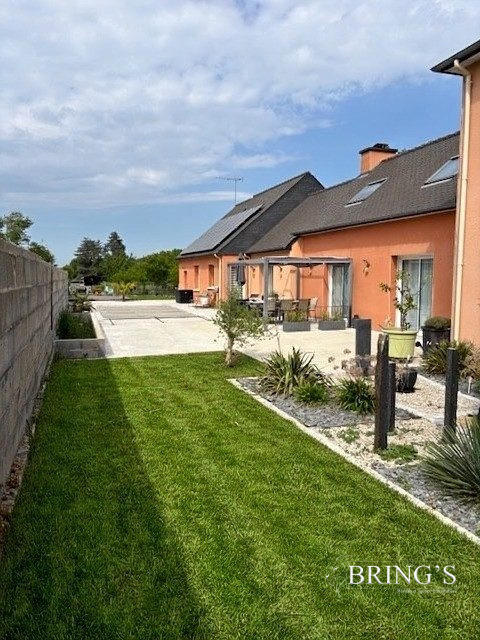 Maison ancienne - 274 m² - 10 pièces