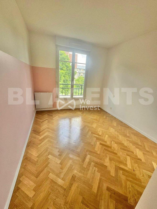 Appartement - 82 m² - 4 pièces