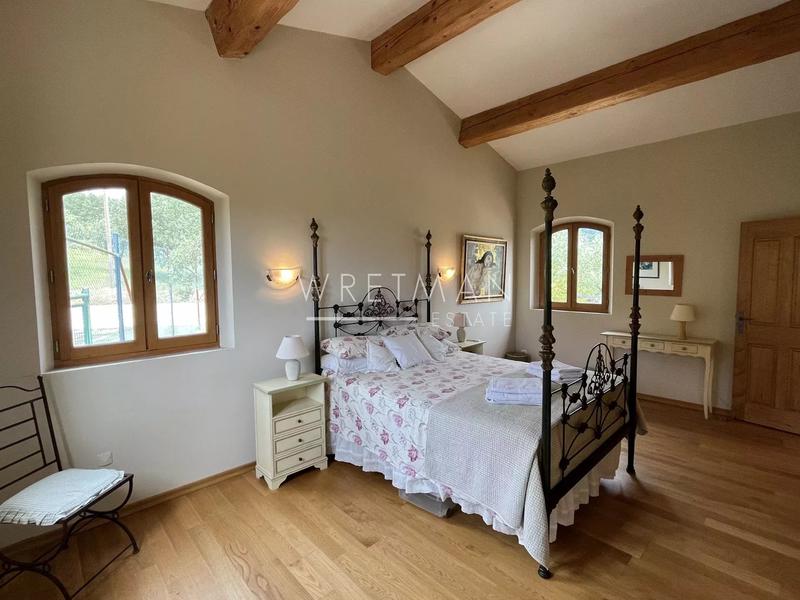 Villa - 185 m² - 8 pièces