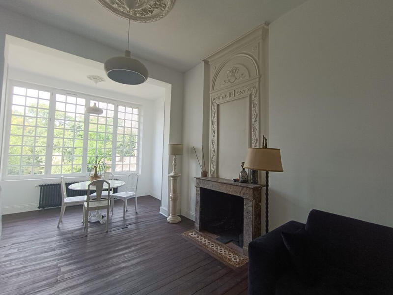 Maison ancienne - 250 m² - 7 pièces