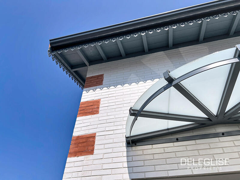 Appartement - 95 m² - 4 pièces