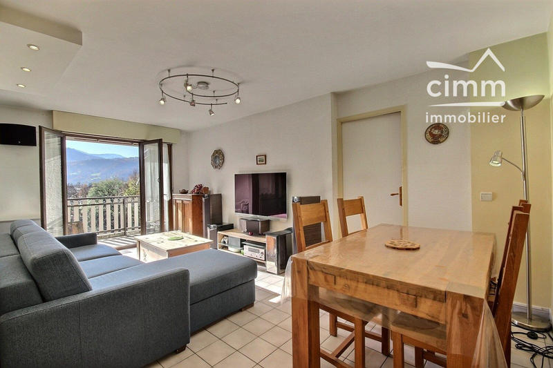 Appartement - 64 m² - 3 pièces