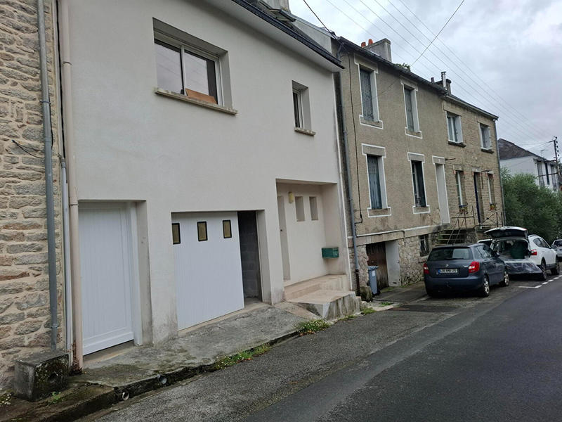 Maison - 97 m² - 7 pièces