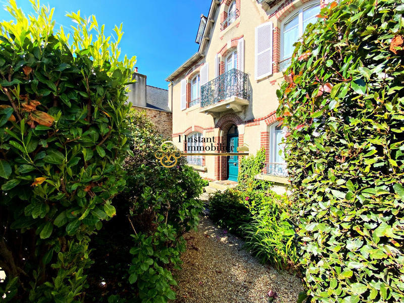Maison de maîtres - 154 m² - 8 pièces
