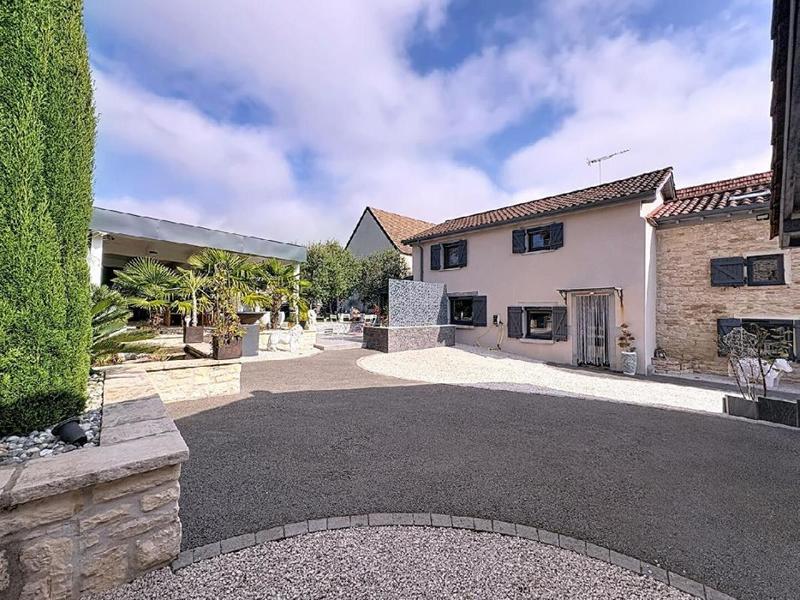 Maison - 160 m² - 7 pièces