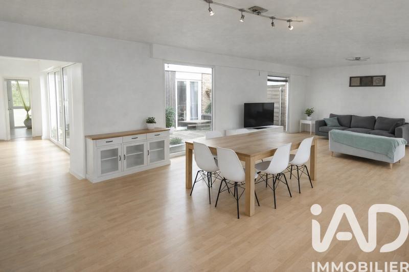 Maison - 122 m² - 5 pièces