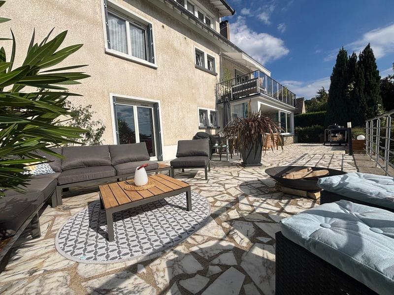 Maison - 153 m² - 6 pièces