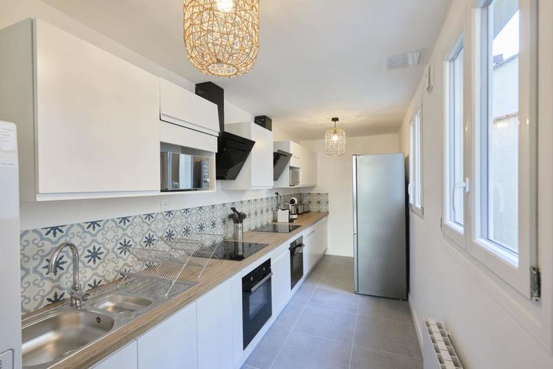 Maison - 179 m² - 11 pièces