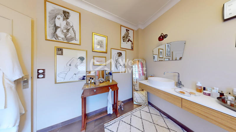 Villa - 220 m² - 7 pièces