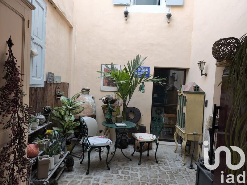 Maison - 463 m² - 13 pièces