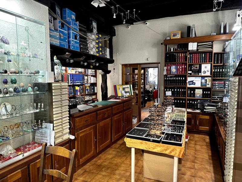 Immeuble - 380 m² - 18 pièces