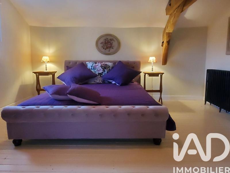 Maison - 220 m² - 6 pièces