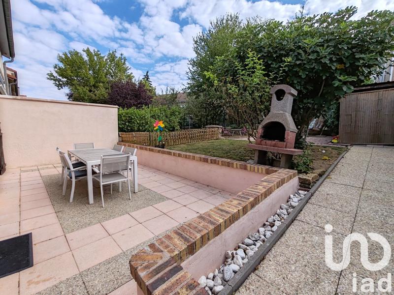 Maison - 100 m² - 6 pièces