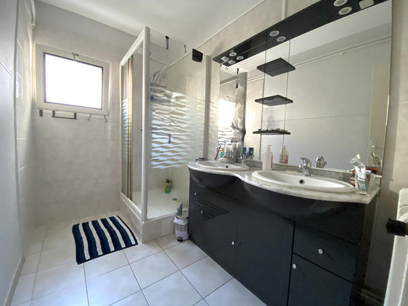 Appartement - 70 m² - 4 pièces