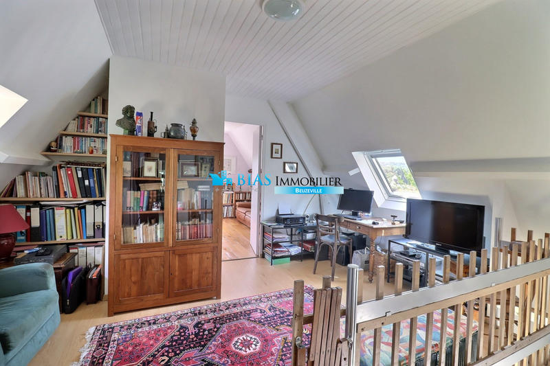 Maison traditionnelle - 141 m² - 5 pièces