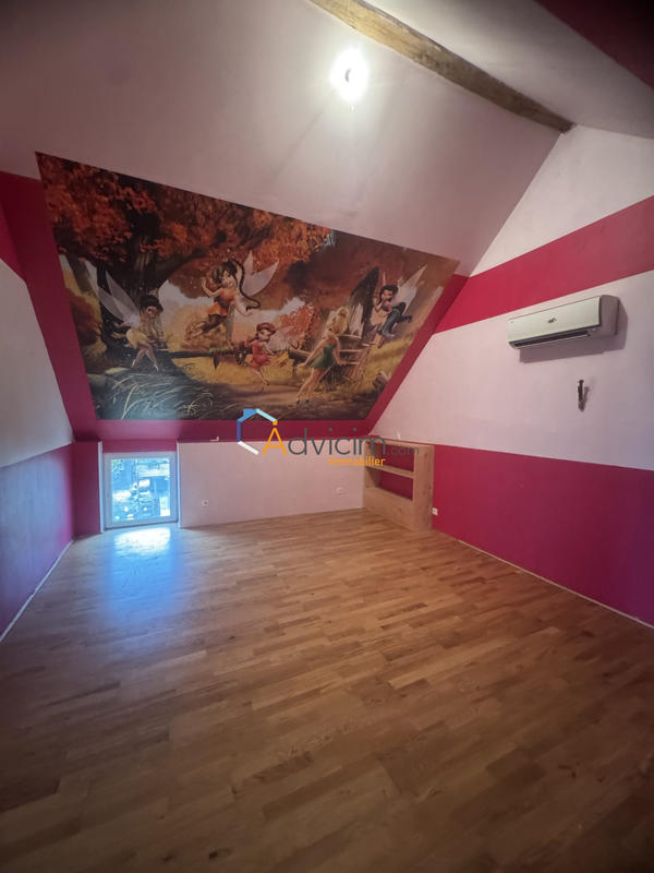 Maison - 147 m² - 5 pièces