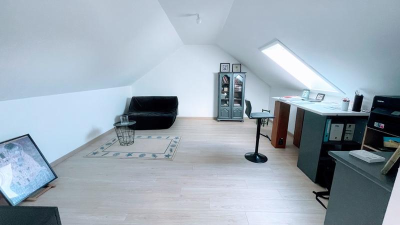 Maison - 168 m² - 7 pièces