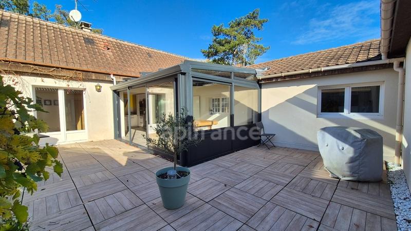 Maison - 155 m² - 6 pièces