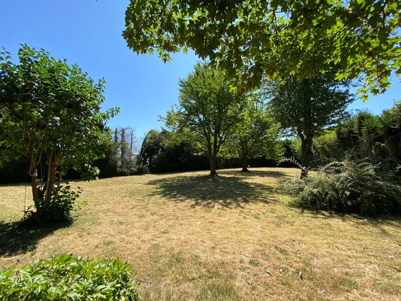 Maison - 211 m² - 6 pièces