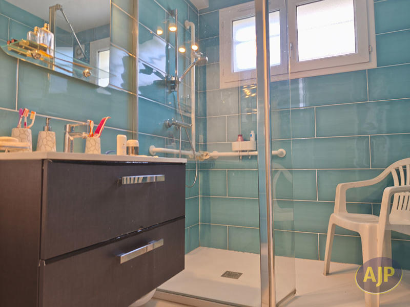 Maison - 134 m² - 7 pièces