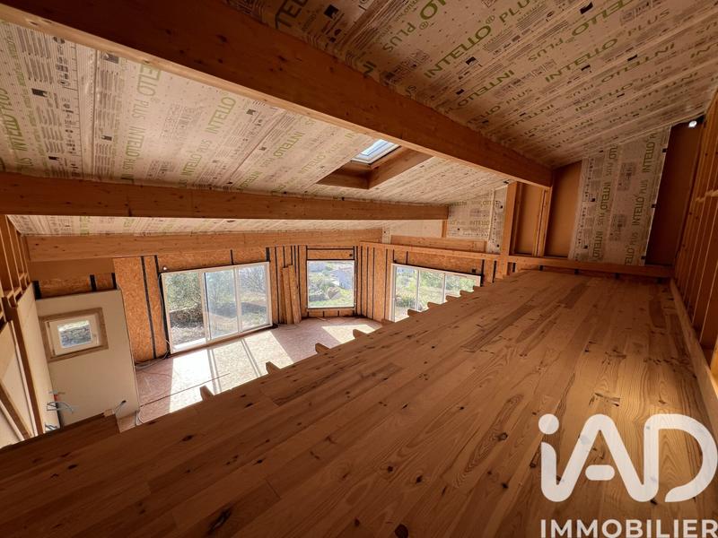 Maison - 136 m² - 4 pièces