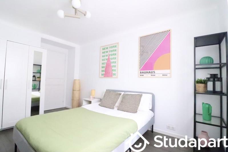 Chambre - 10 m² - 1 pièce