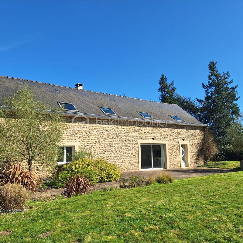 Maison en pierre - 159 m² - 6 pièces