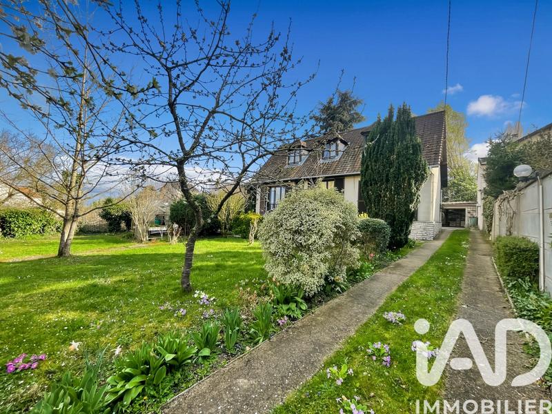 Maison - 113 m² - 6 pièces