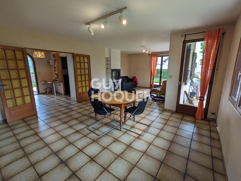 Maison - 140 m² - 7 pièces