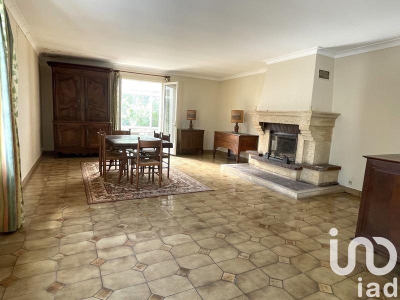 Maison - 197 m² - 8 pièces