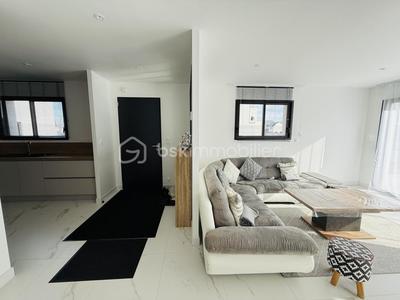 Maison - 124 m² - 6 pièces