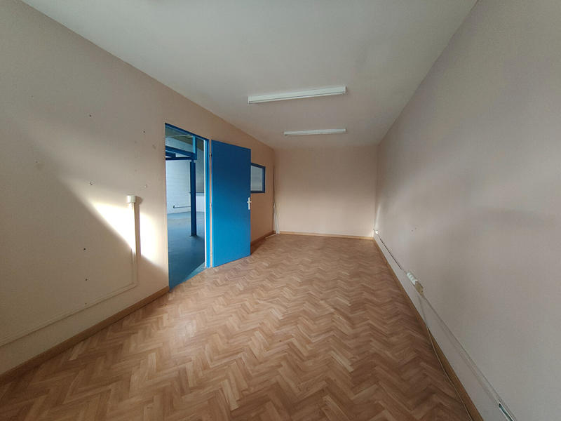 Local commercial - 200 m²