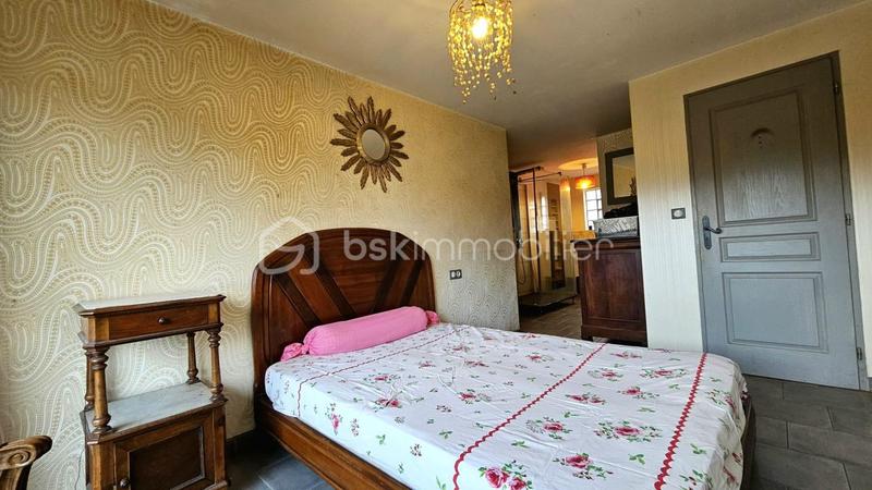 Maison - 190 m² - 10 pièces