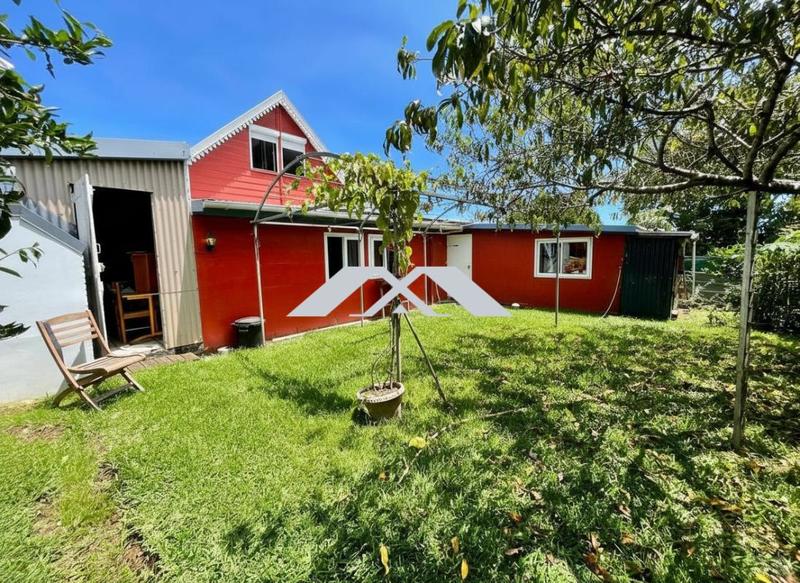 Maison - 140 m² - 6 pièces