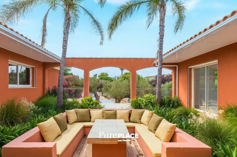 Maison - 205 m² - 6 pièces