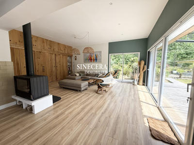 Maison - 140 m² - 6 pièces