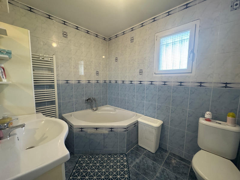 Maison - 162 m² - 5 pièces