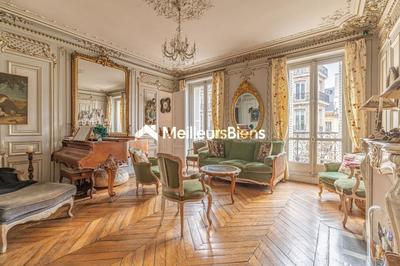 Appartement - 111 m² - 5 pièces