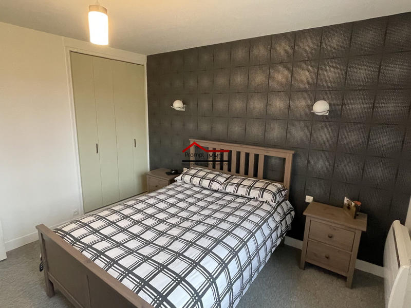 Maison - 317 m² - 11 pièces