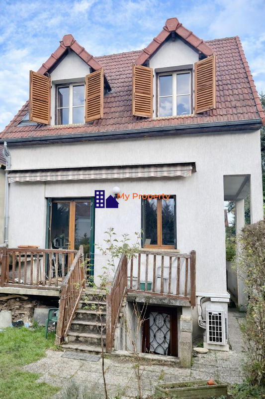 Maison - 101 m² - 5 pièces